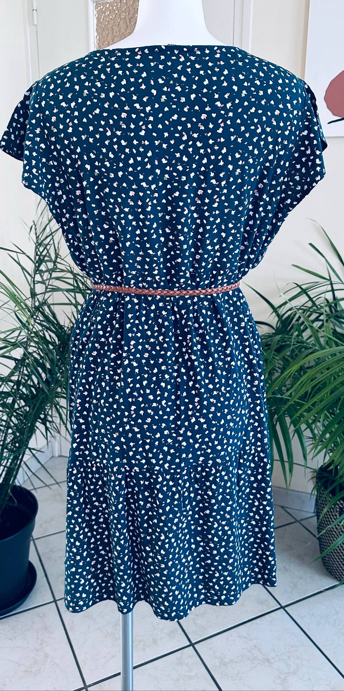 Flowy dress with dark green background print Size 46 (Excellent condition) – photo 6